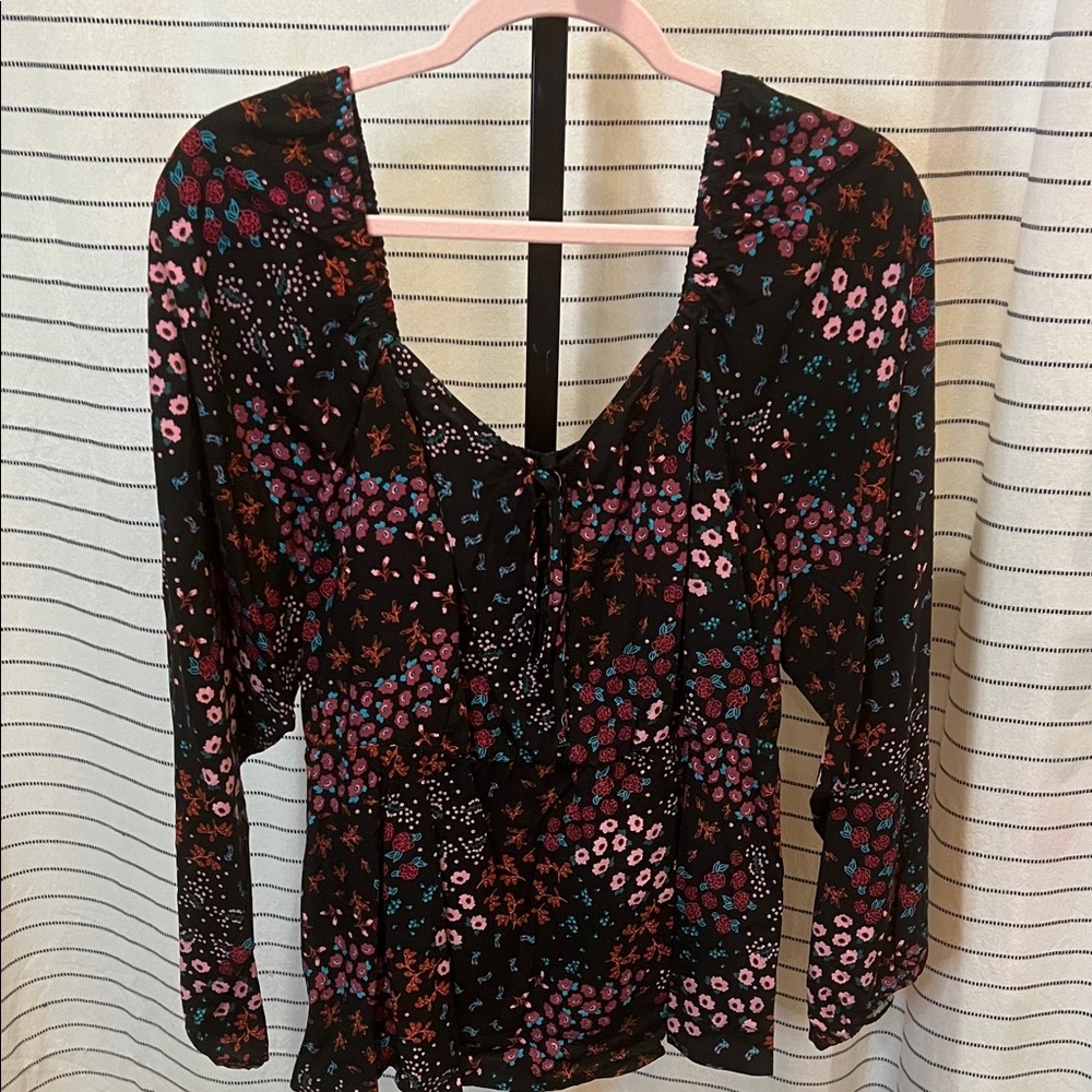 NWT Torrid Floral Black Women's Top